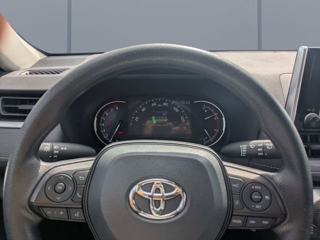 Used 2025 Silver Sky Metallic Toyota LE image 29