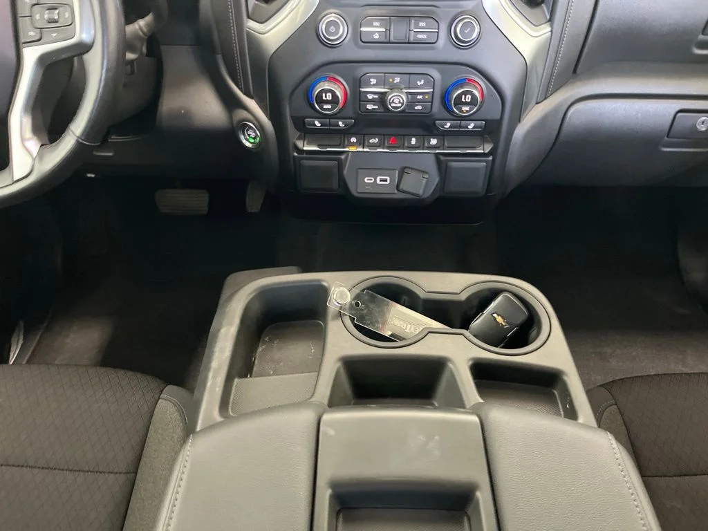 Used 2020 Blue Metallic Chevrolet LT image 10