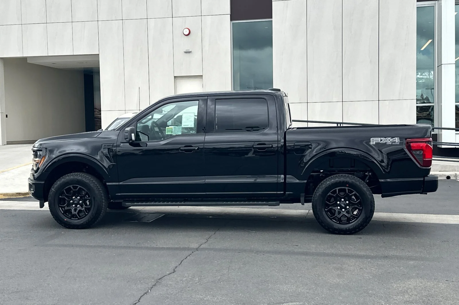 2026 Ford F-150 XLT - Photo 6