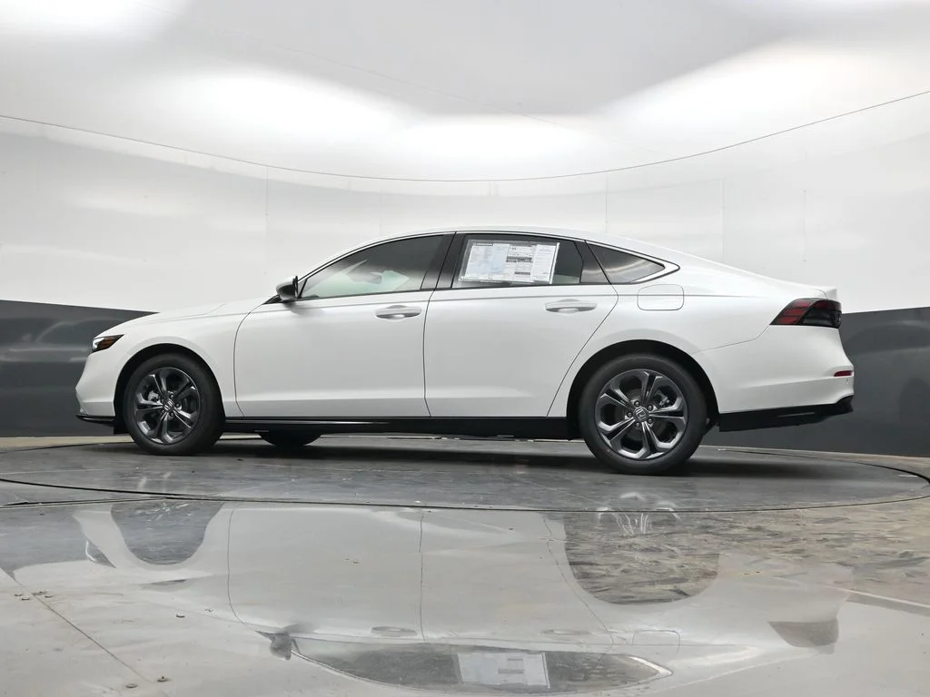 New 2026 Platinum White Pearl Honda EX-L image 29