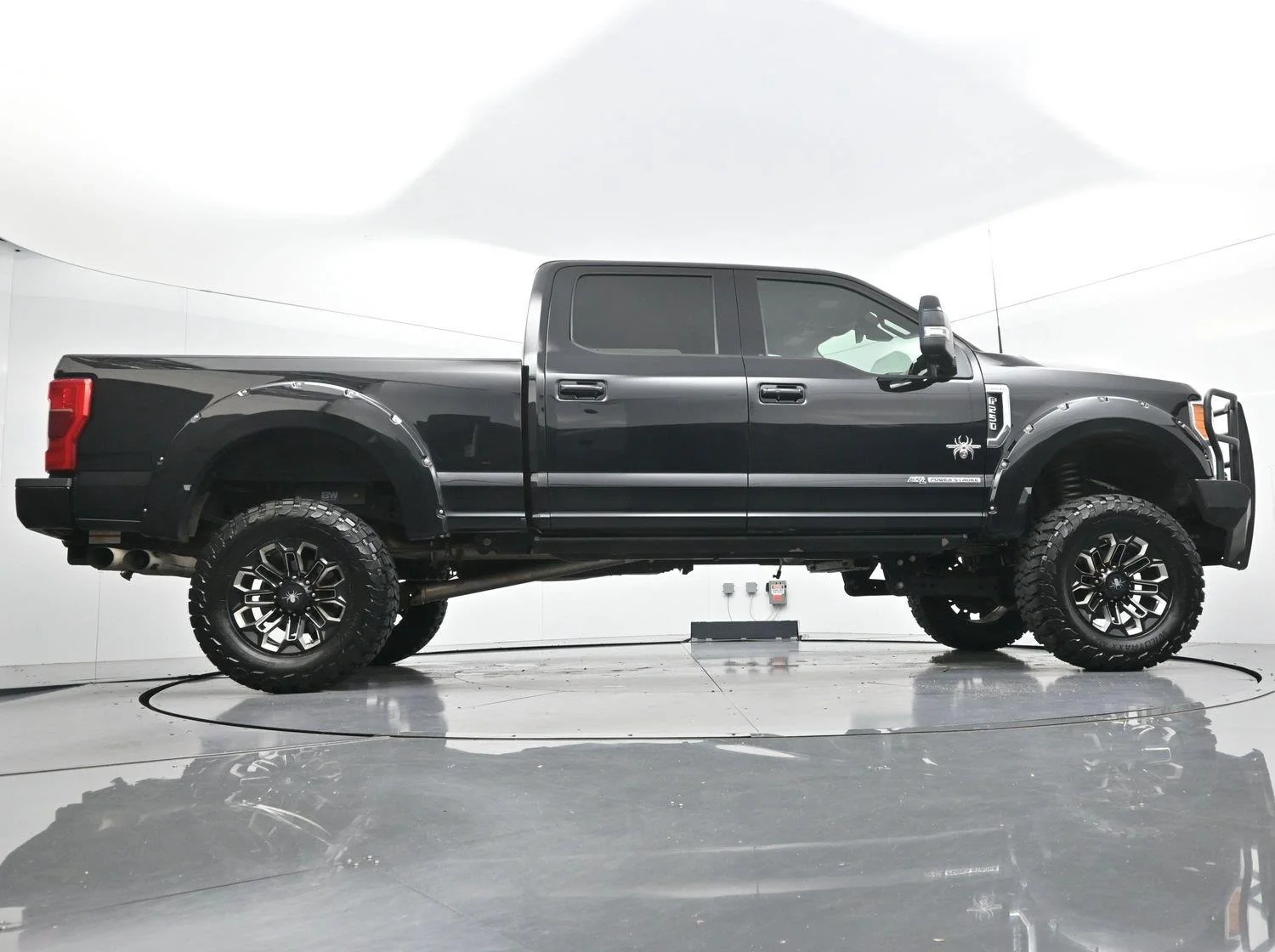 Used 2019 Agate Black Ford LARIAT image 58