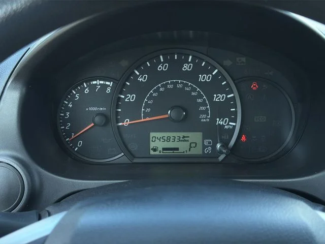 Used 2024  Mitsubishi ES image 20