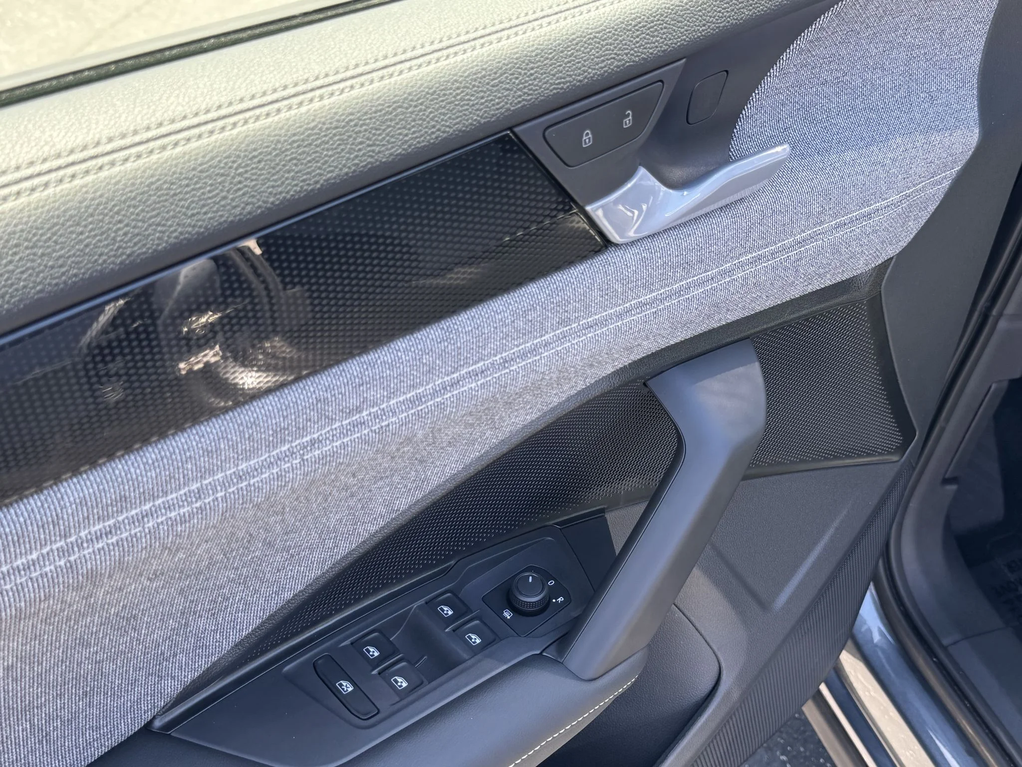 Used 2026 Platinum Gray Metallic Volkswagen S image 13