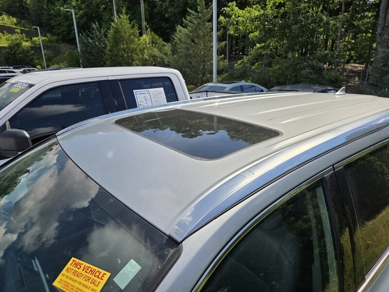 Used 2018 Celestial Silver Metallic TOYOTA XLE image 6