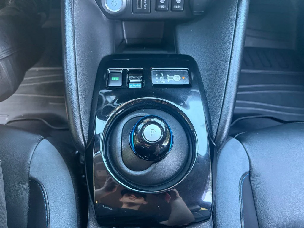 Used 2021 Gun Metallic Nissan SL Plus image 20
