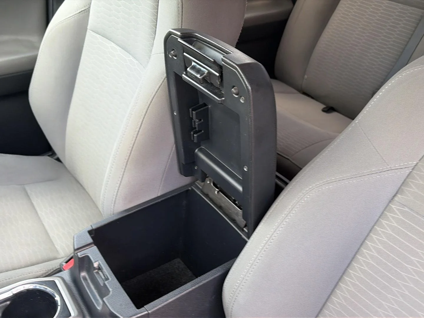 Certified Used 2019 Super White Toyota SR5 image 17