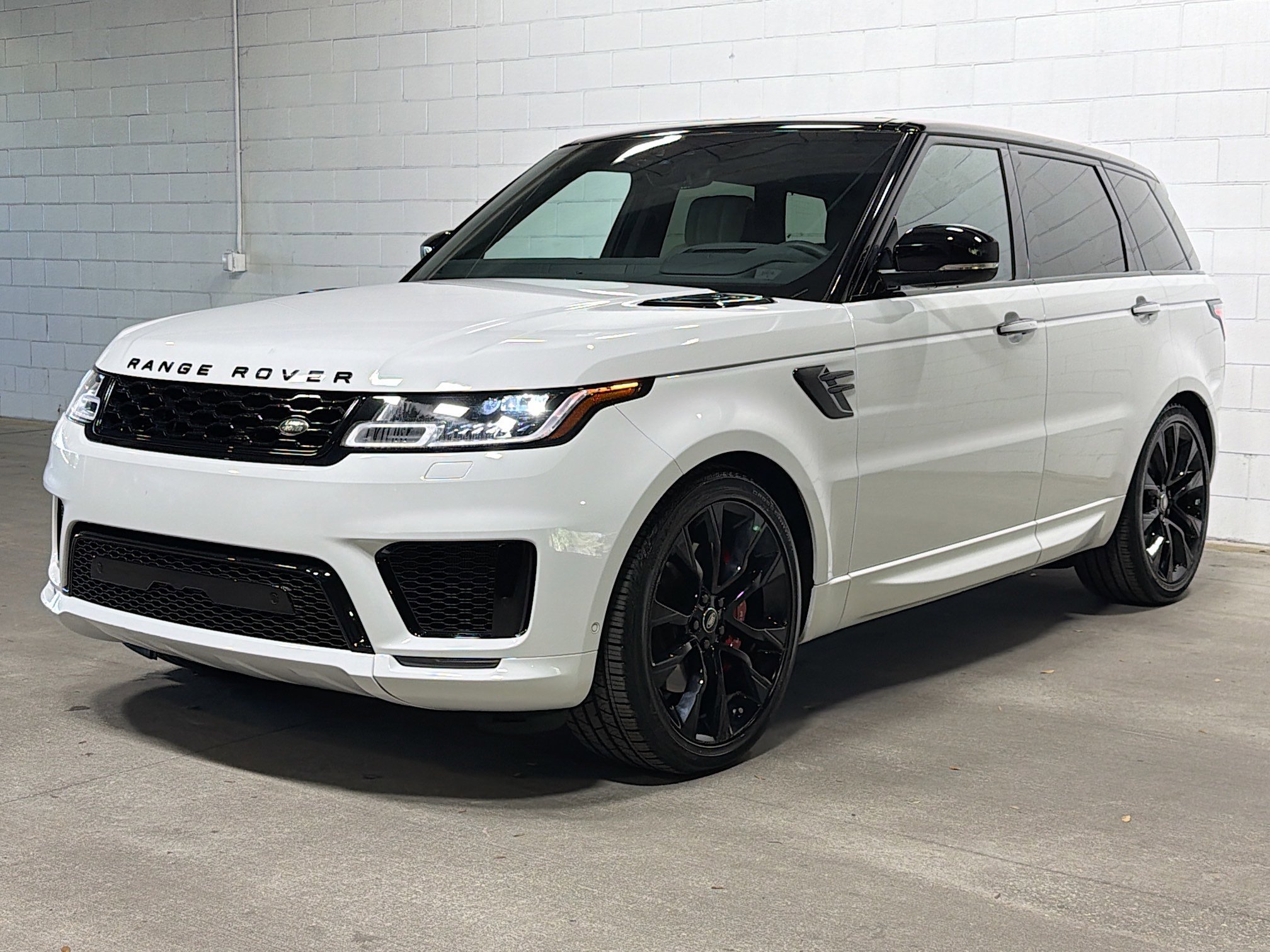 2020 Land Rover Range Rover Sport HST