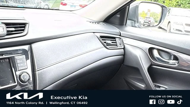 Used 2019 Gray Nissan SV image 20