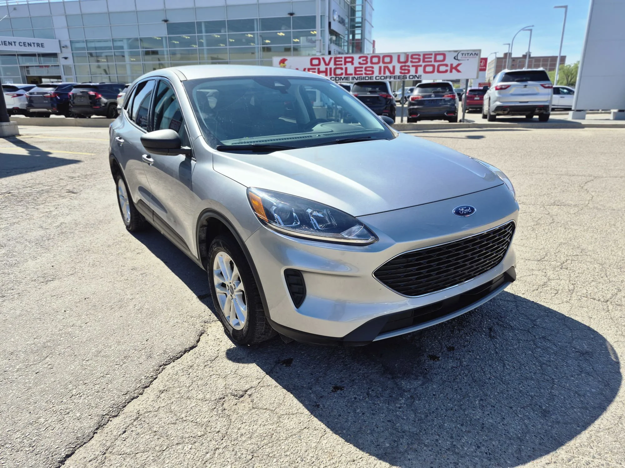 Certified Used 2022 Iconic Silver Metallic Ford SE AWD*Remote Start | Htd Seats | Htd Wheel | Park Assist | CarPlay | Blind Spot Detection image 5