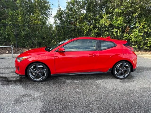 Used 2019 Hyundai Veloster Base with VIN KMHTH6AB7KU019323 for sale in Lake Mary, FL