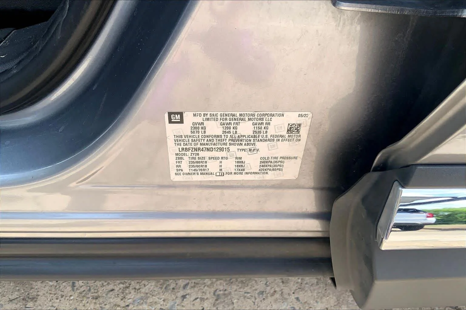 Certified Used 2022 Satin Steel Metallic Buick Essence image 34