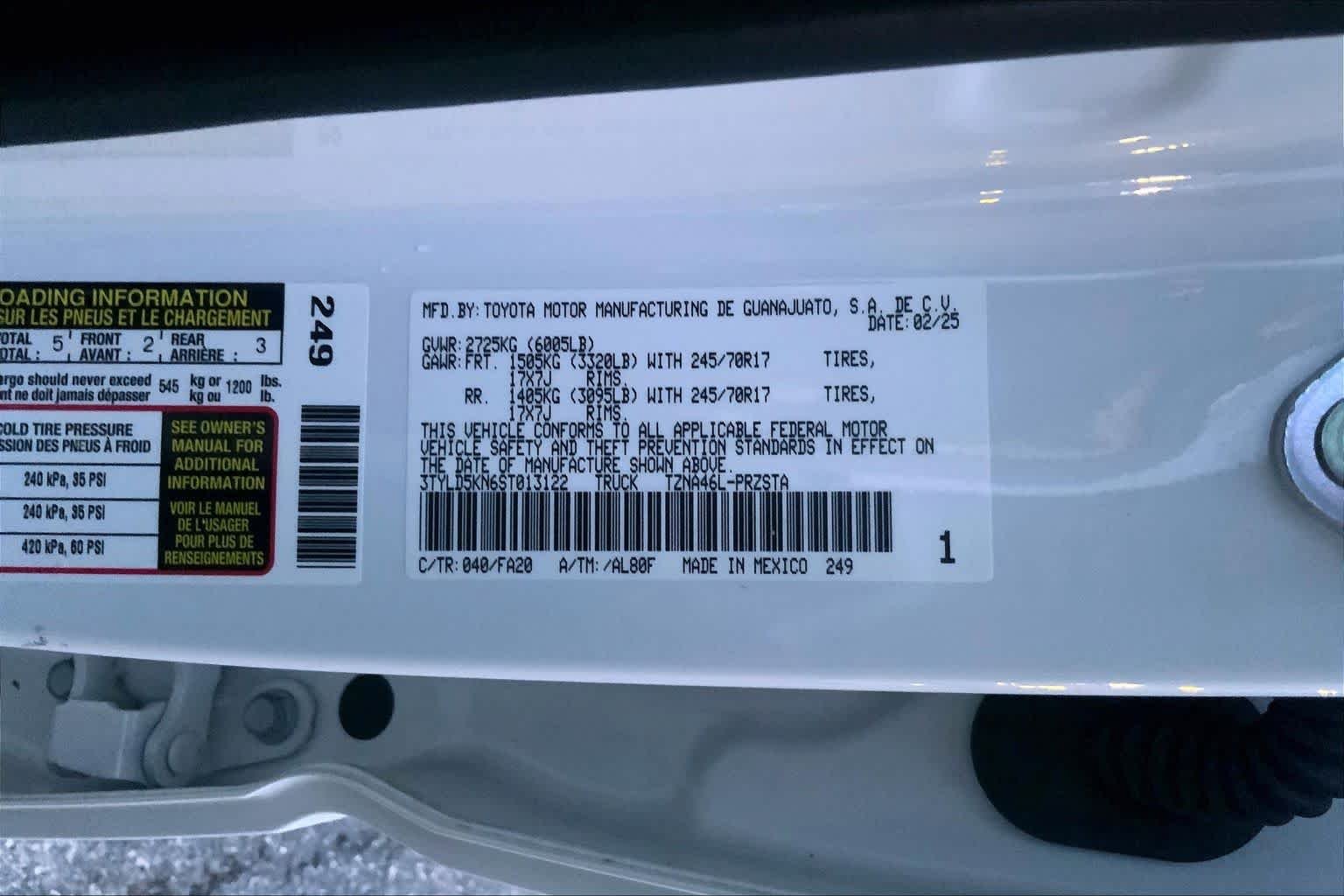 Used 2025 Ice Cap Toyota SR image 31