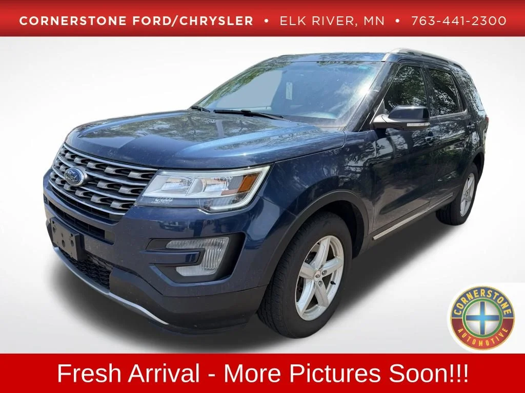 2017 Ford Explorer XLT 4WD's photo