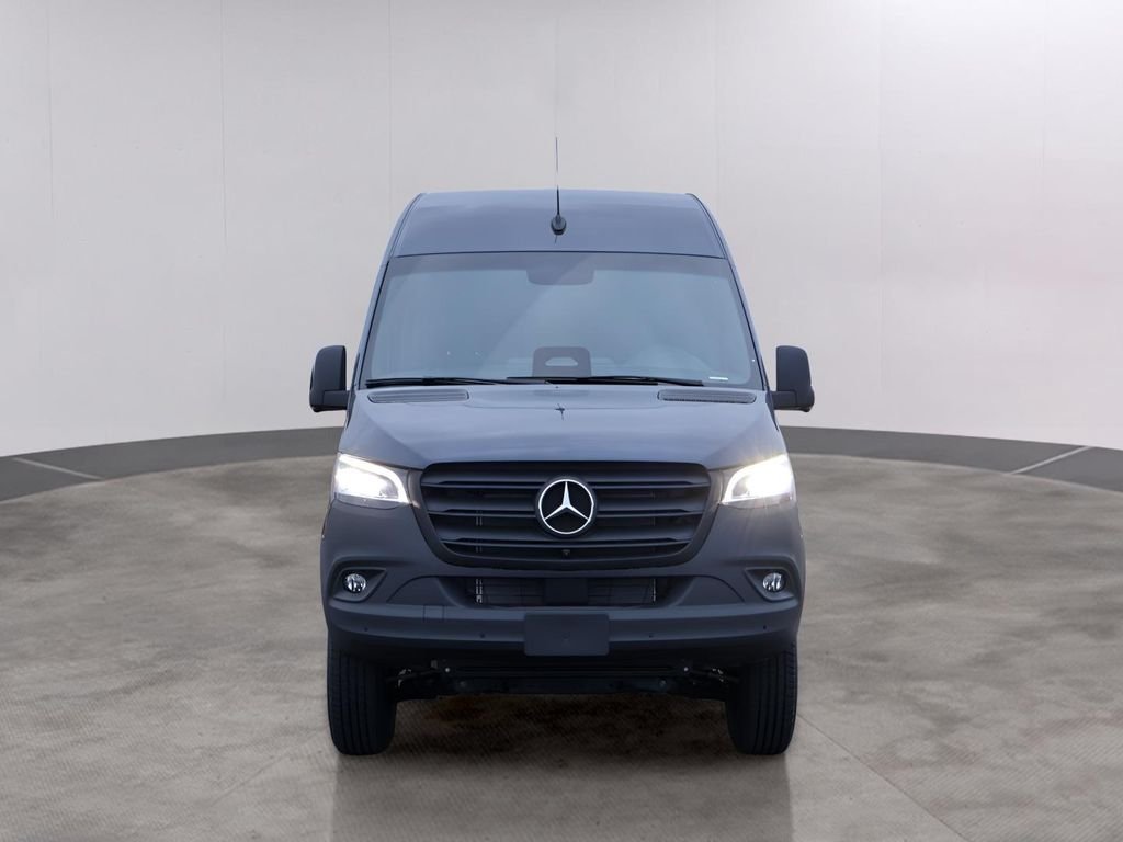 New 2026 Tenorite Gray Metallic Mercedes-Benz Cargo 144 WB image 2