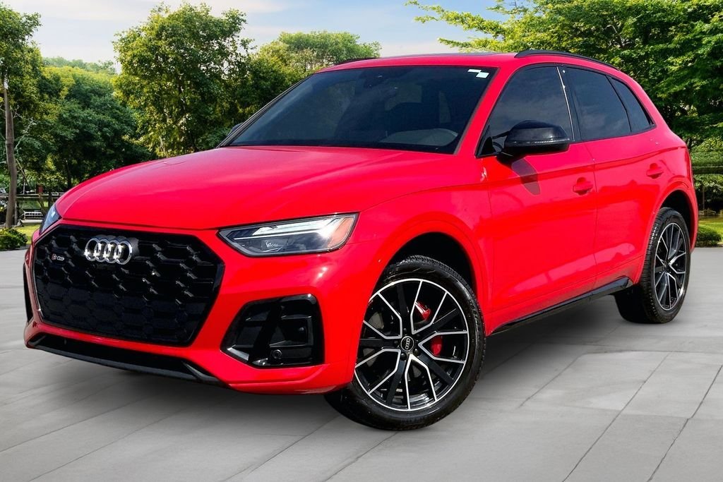 2024 Audi SQ5 Premium Plus's photo