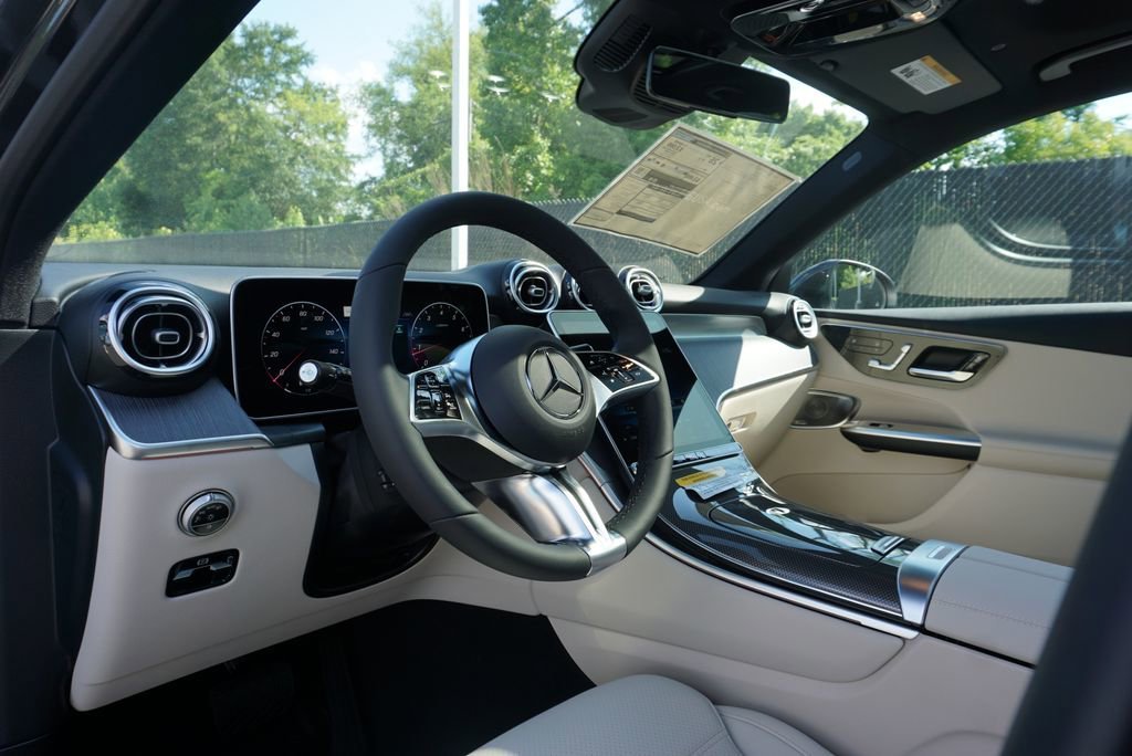 New 2026 Graphite Grey Metallic Mercedes-Benz GLC 300 image 31