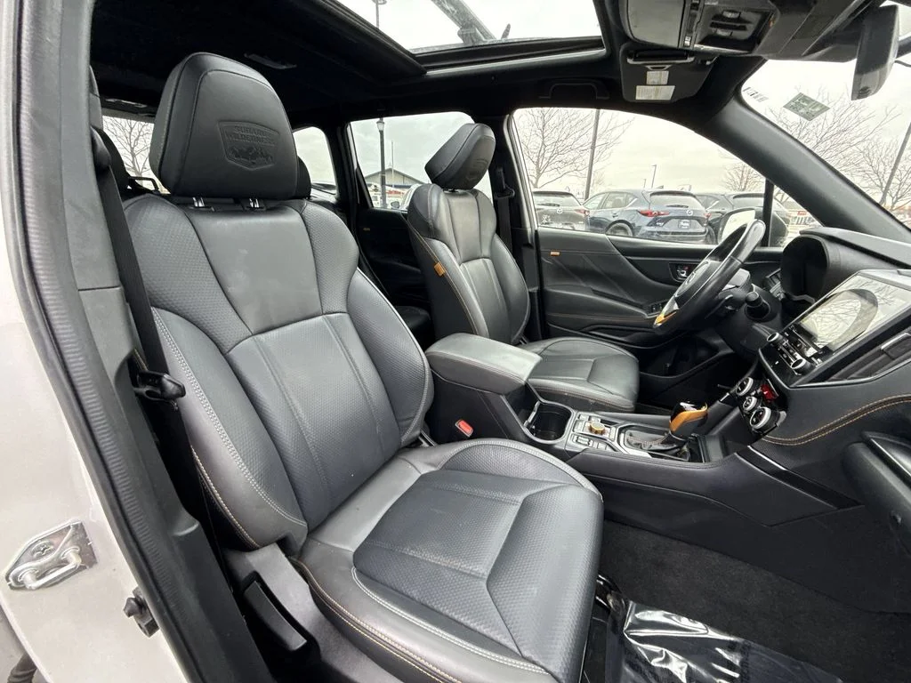Used 2022 White Subaru Wilderness image 29