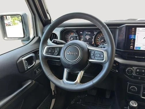 Used 2024 White Jeep Sahara image 12