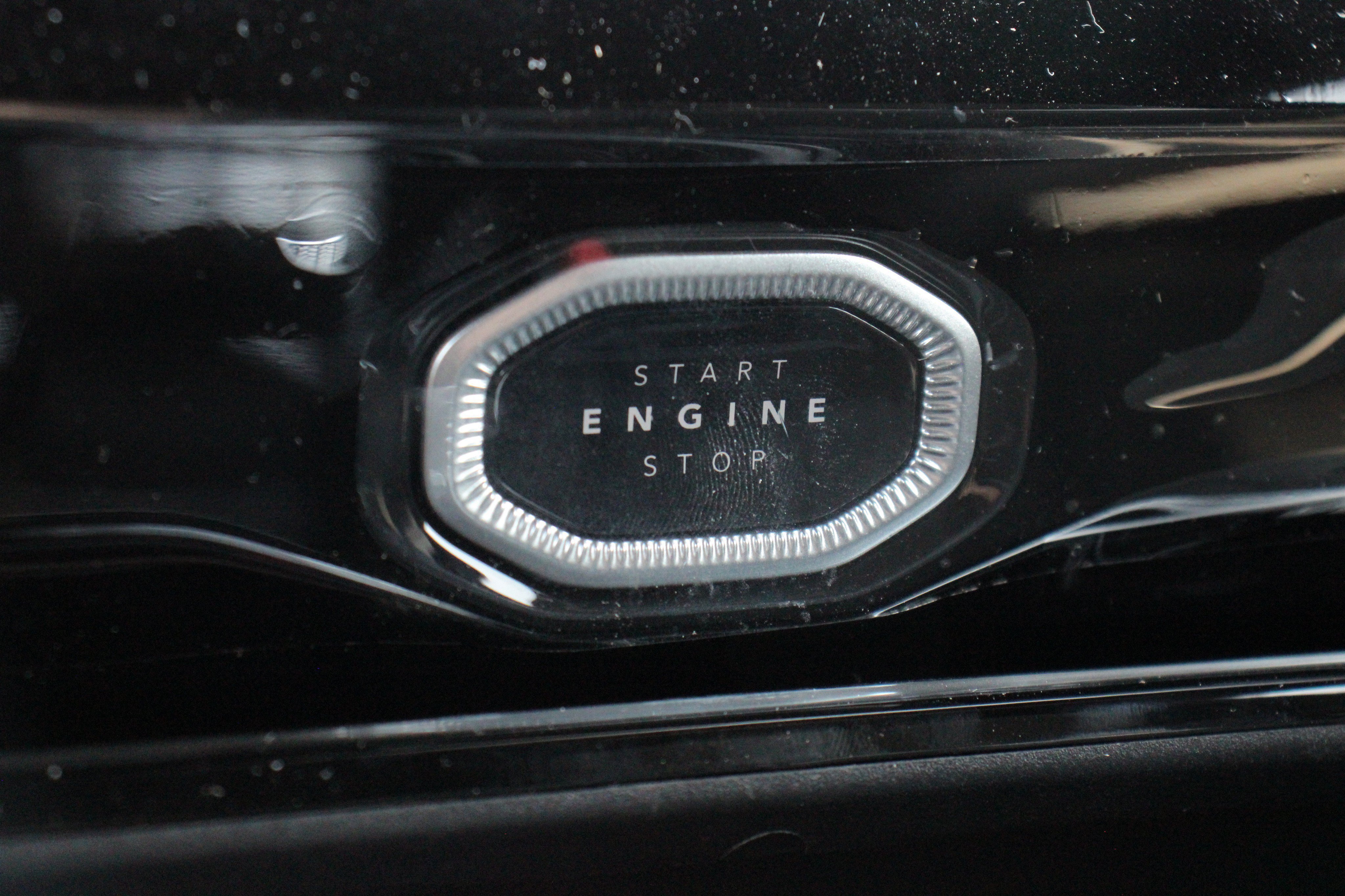 New 2026 Bright White Clearcoat Jeep Laredo Altitude image 24