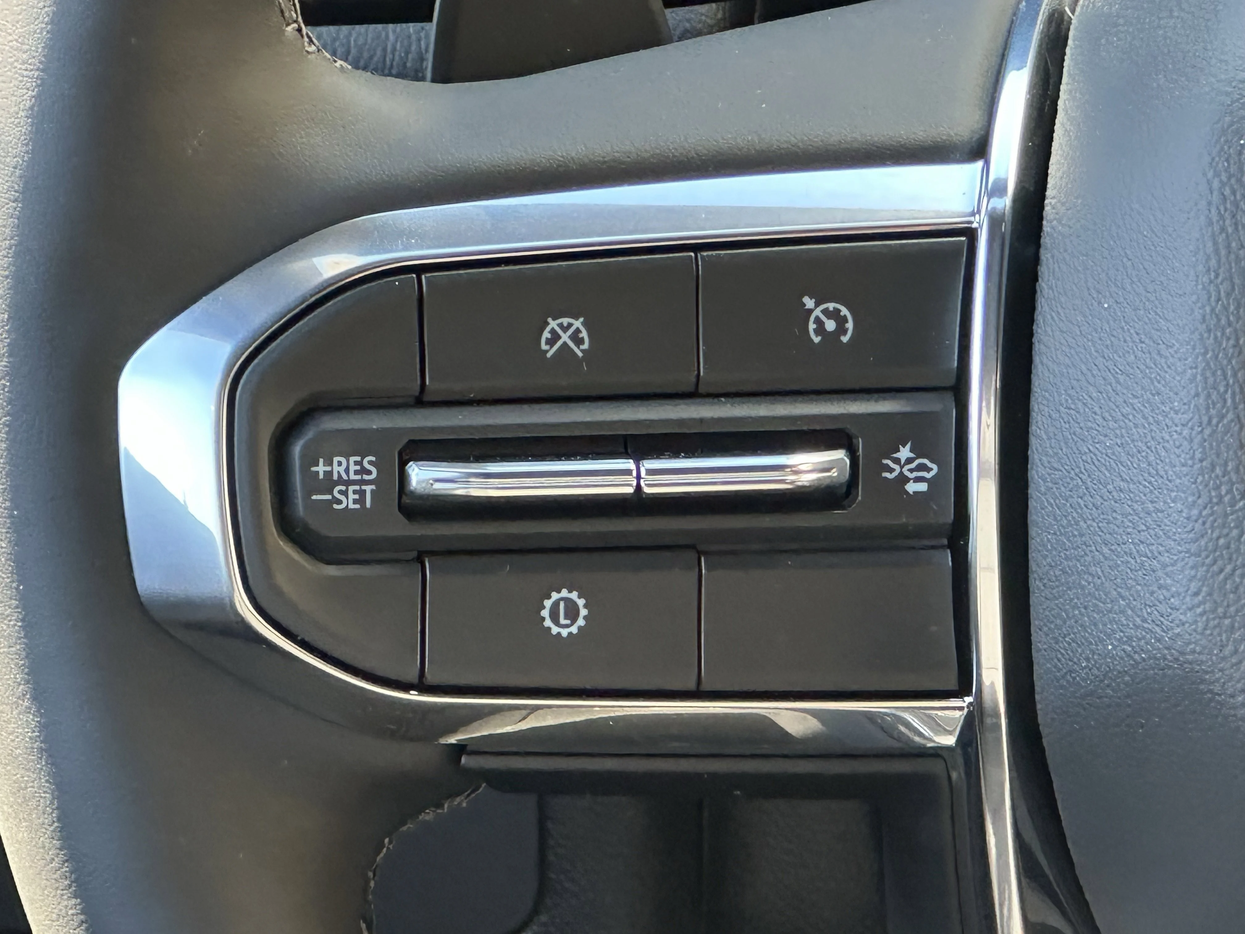 New 2026 Glacier White Tricoat GMC Denali image 12