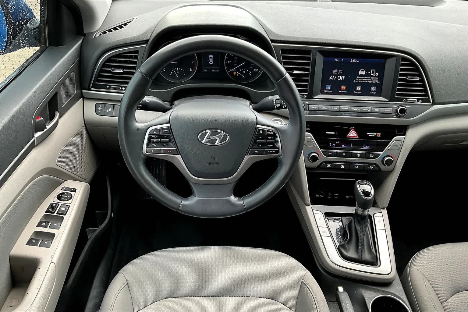 Used 2018 Electric Blue Hyundai Value Edition image 6