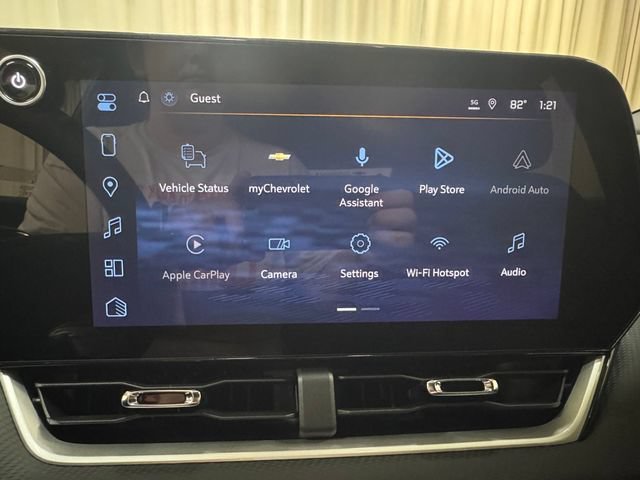 2027 Chevrolet Equinox LT - Photo 23