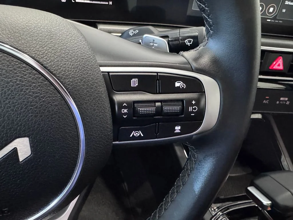 Used 2026 Snow White Pear Kia GT image 15