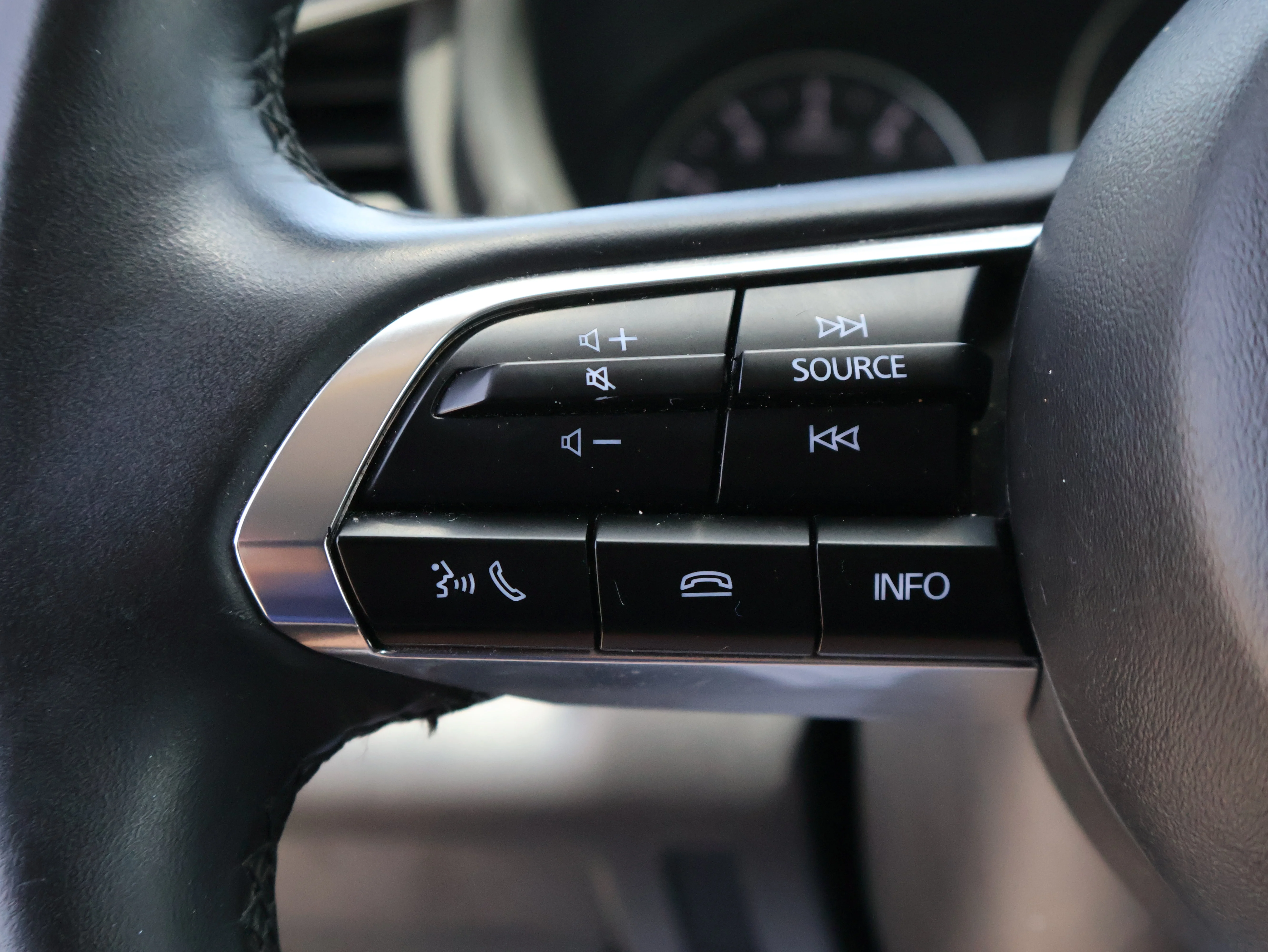 Used 2024 Jet Black Mica Mazda 2.5 S Select Sport image 37