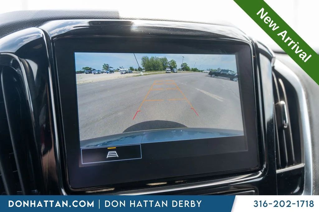 Used 2023 Gray Chevrolet LT image 21
