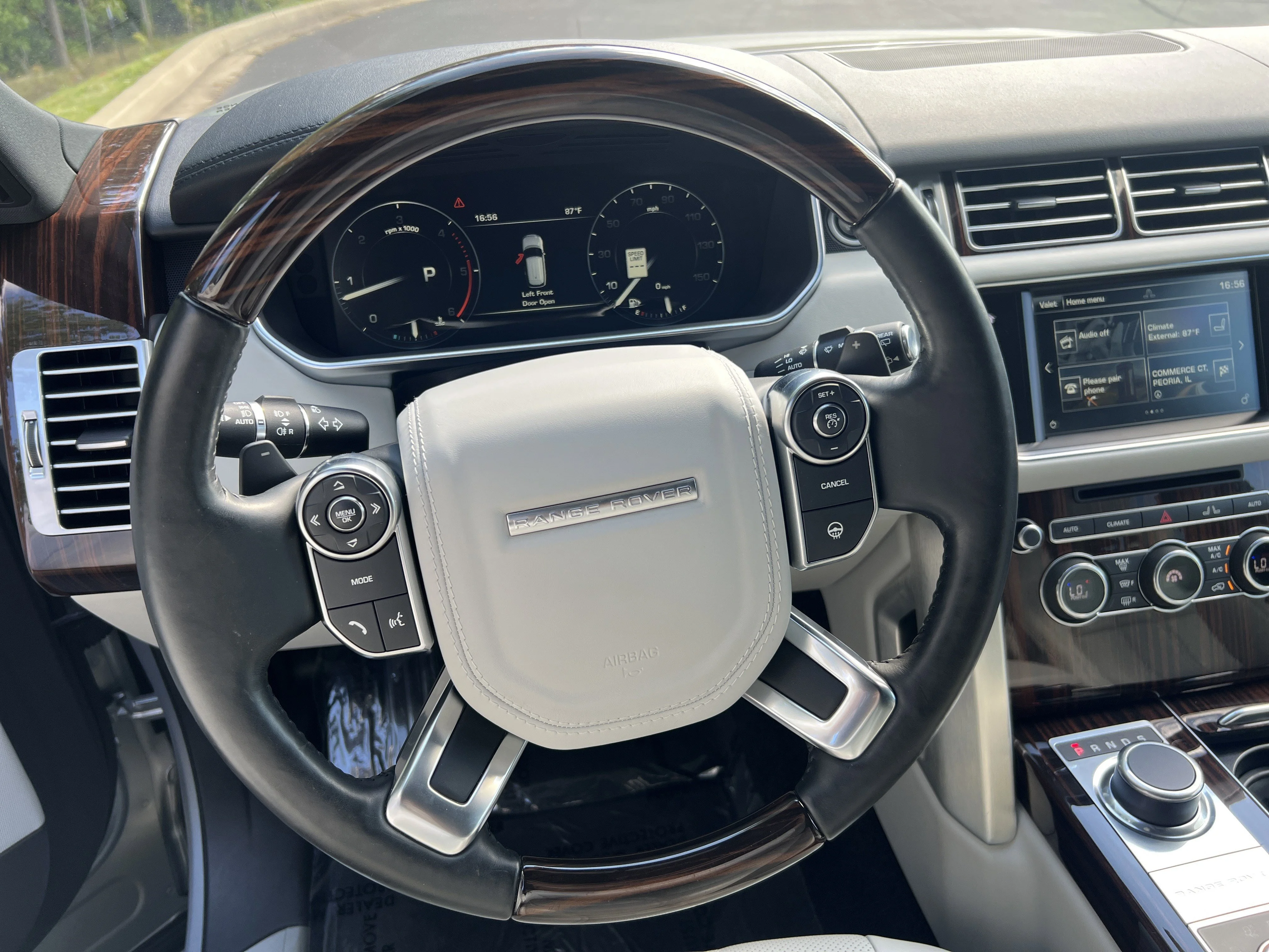 2016 Land Rover Range Rover HSE - Photo 11