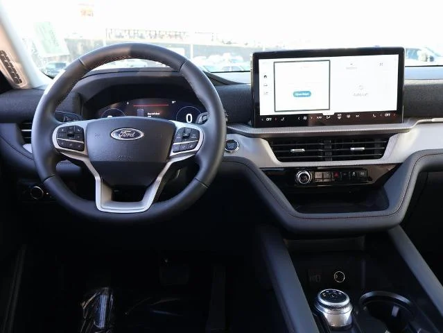 New 2026 Space White Metallic Ford Active image 21