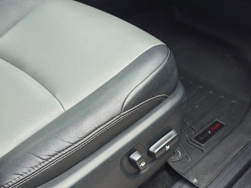 Used 2017 Gray Toyota SR5 Premium image 30