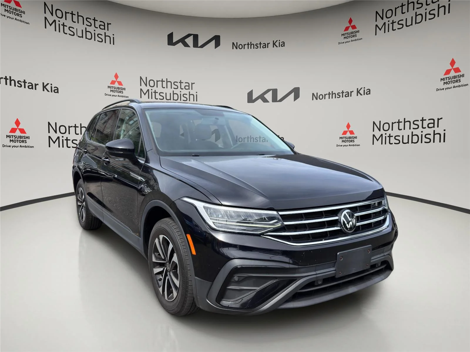 Used 2022 BLACK VOLKSWAGEN  image 5