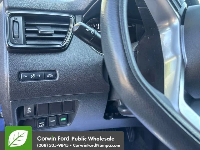 Used 2017 Caspian Blue Nissan  image 14