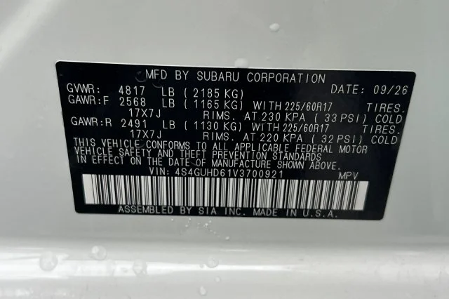 New 2027 CRYSTAL WHITE PEARL Subaru Premium image 24