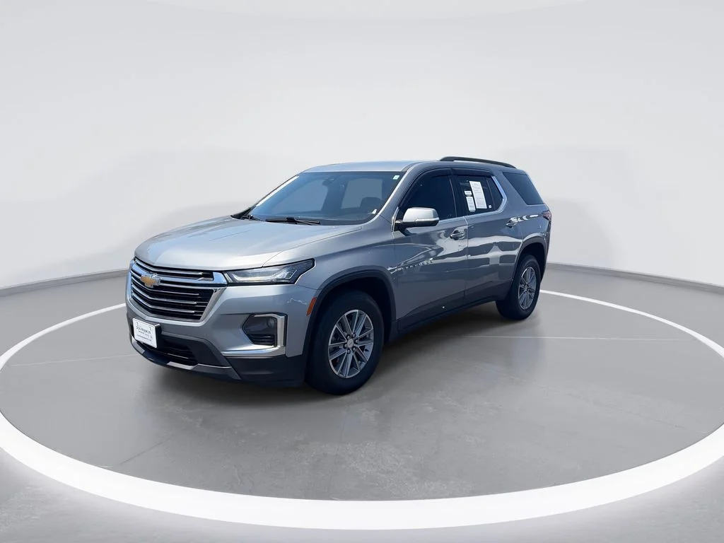 Used 2023 Gray Chevrolet LT Leather image 4