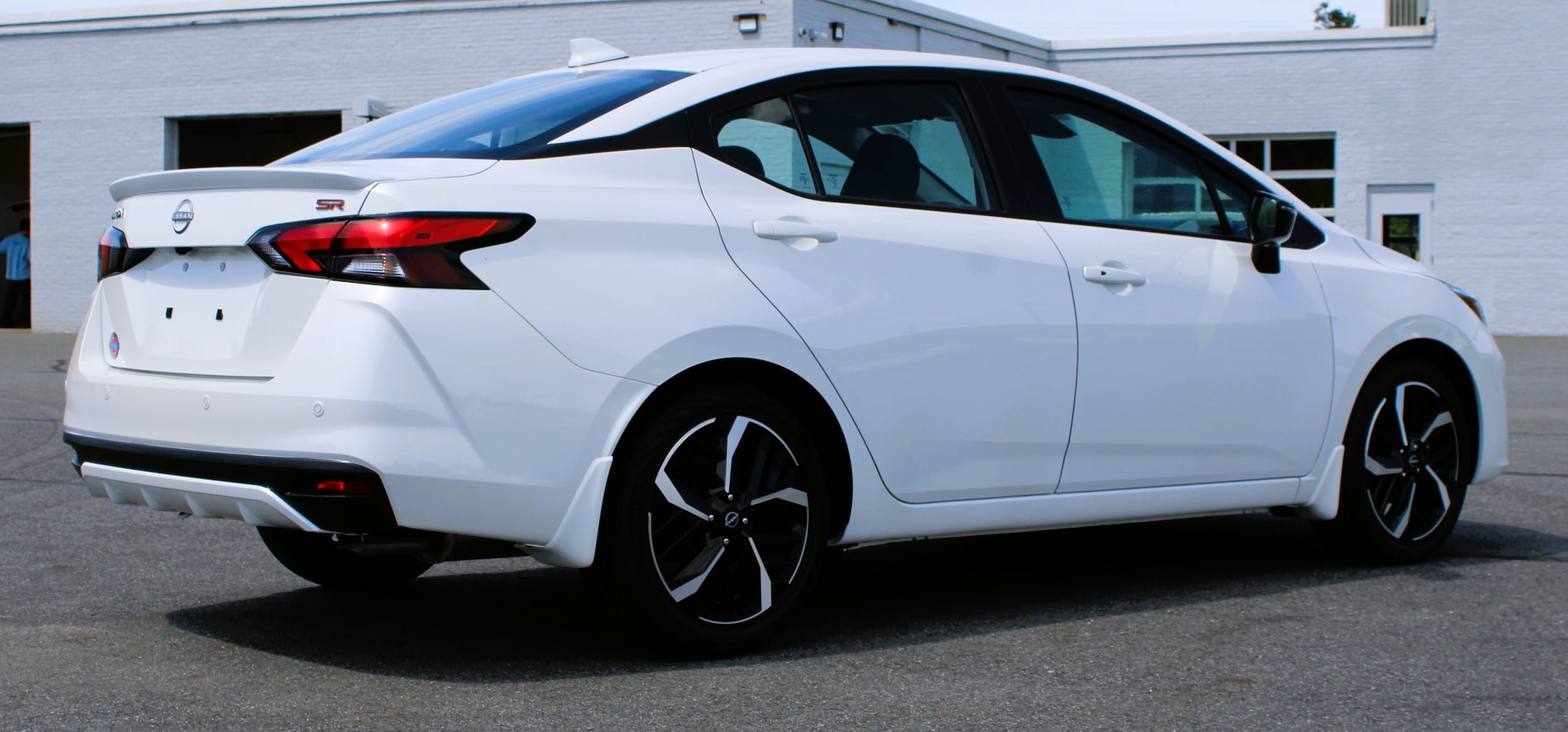 Used 2025 Aspen White Tricoat Nissan SR image 7
