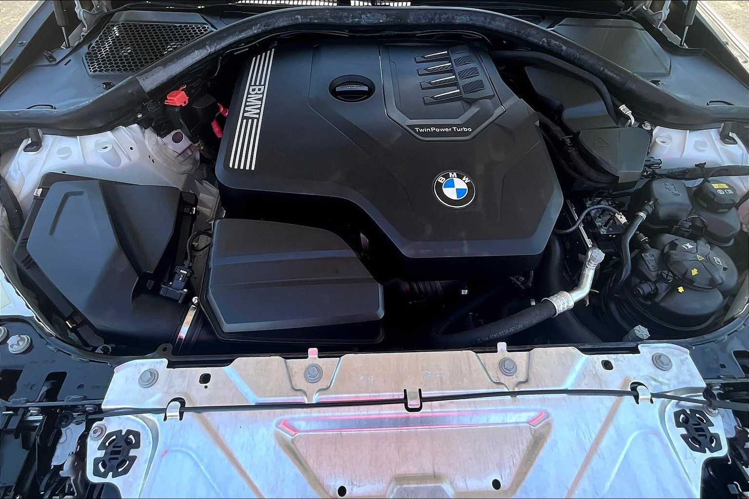 Used 2022 Alpine White BMW 330i image 29