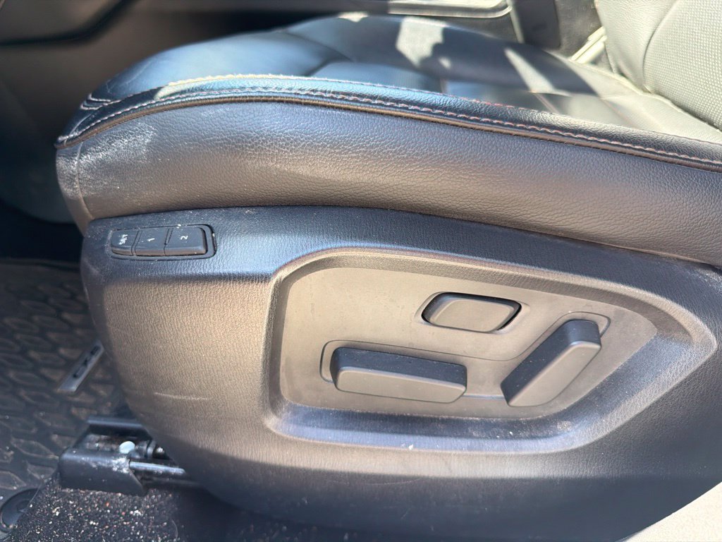 Used 2020 White Mazda Grand Touring Reserve image 10