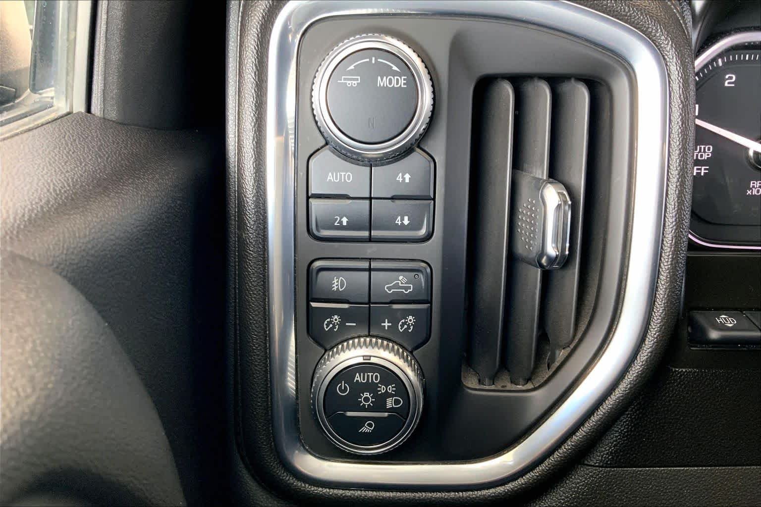 Used 2020 Pacific Blue Metallic GMC AT4 image 36