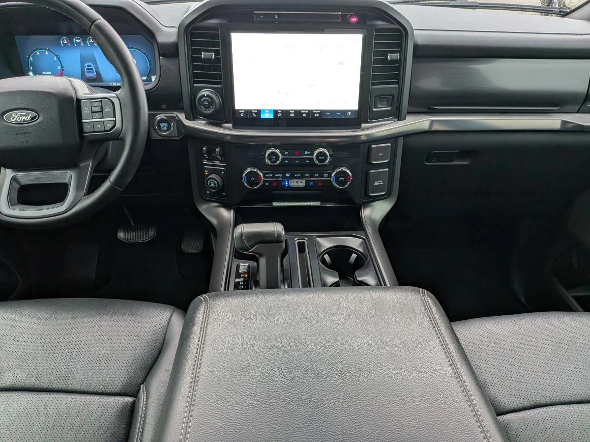 Used 2025 Blue Ford Lariat 4wd Supercrew image 19