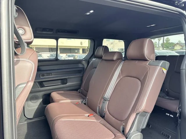 2025 Volkswagen ID. Buzz PRO S - Photo 9