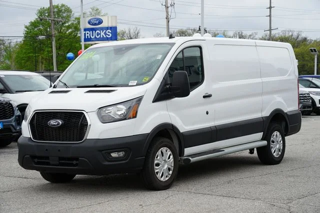 Certified Used 2024 White Ford Base image 3
