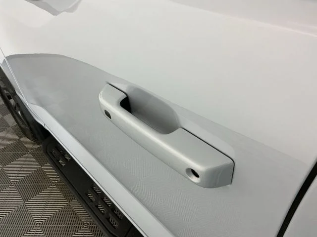 Used 2025 Space White Metallic Ford Tremor image 13
