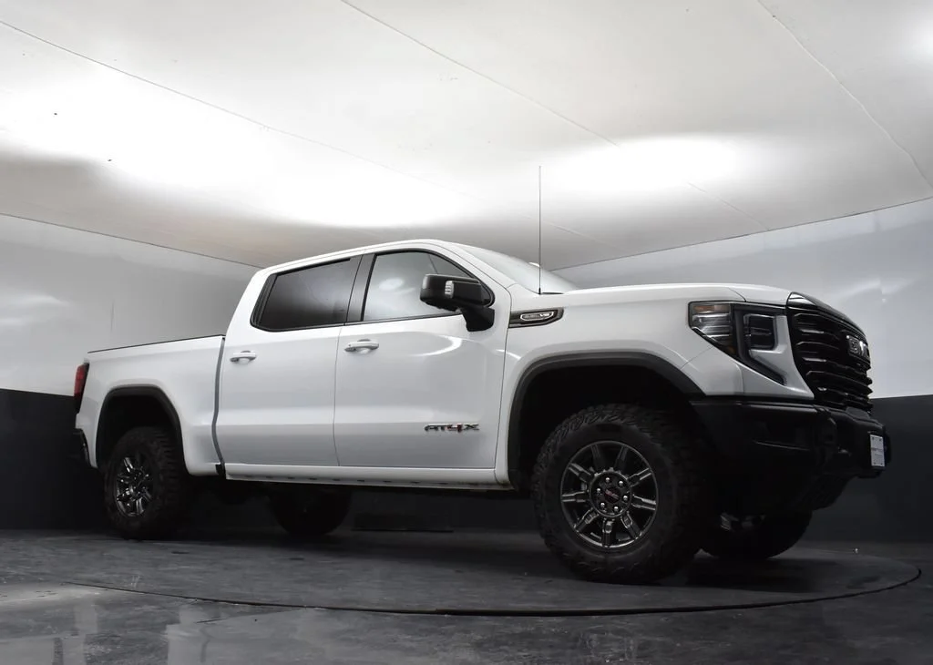 New 2026 Summit White GMC AT4X image 42