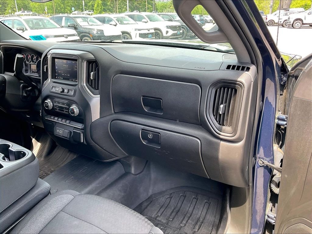 Used 2022 Pacific Blue Metallic GMC Pro image 12