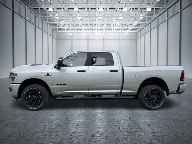 New 2027 Silver-Zynith Exterior Paint RAM Big Horn image 7