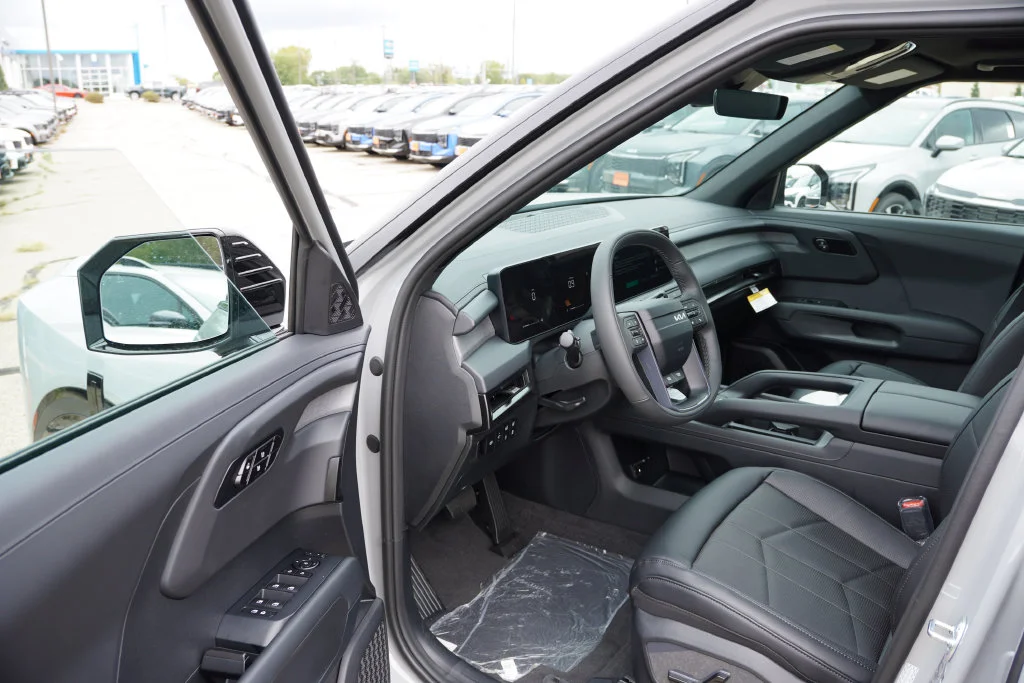 New 2027 Wolf Gray Kia X-Line EX image 10