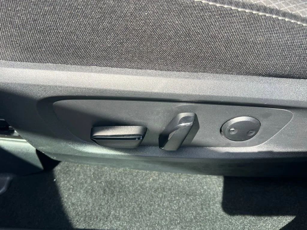 Used 2025 Black Nissan SV image 17