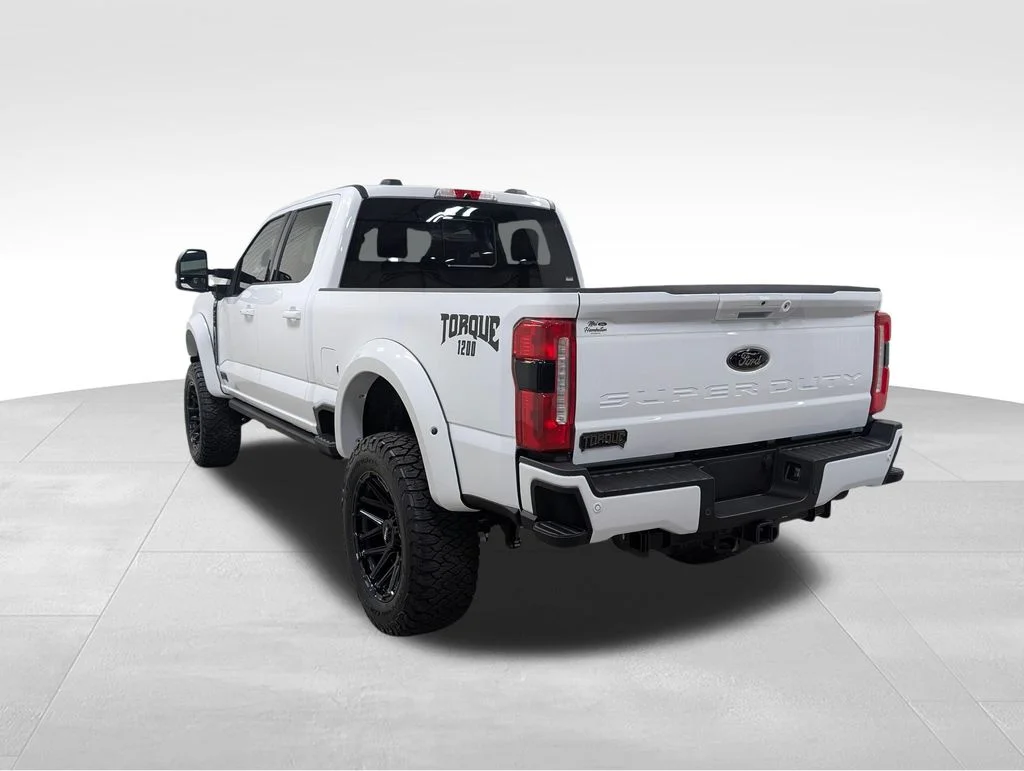 New 2026 Oxford White Ford F-250® Lariat® image 30